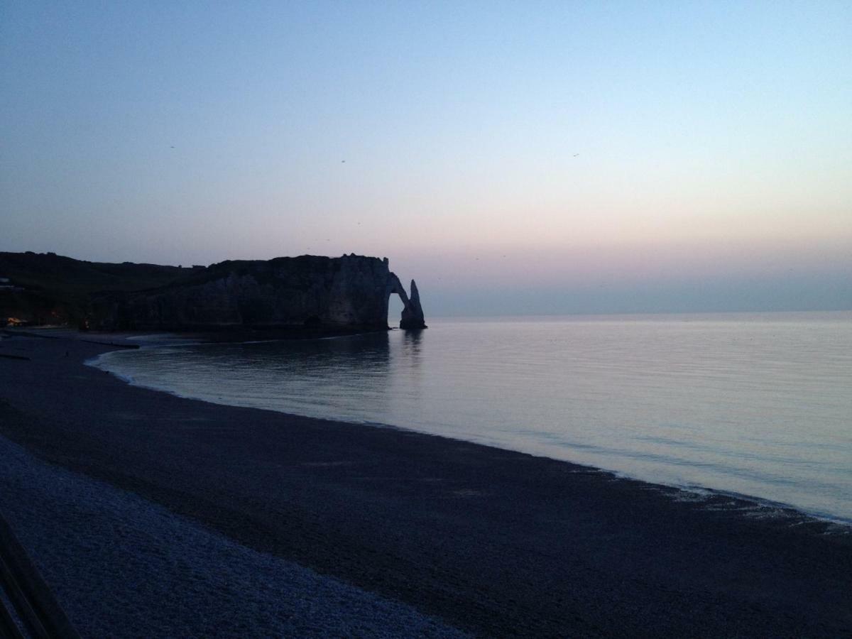 Comme Un Poisson Dans L'Eau Villa Étretat Exterior foto